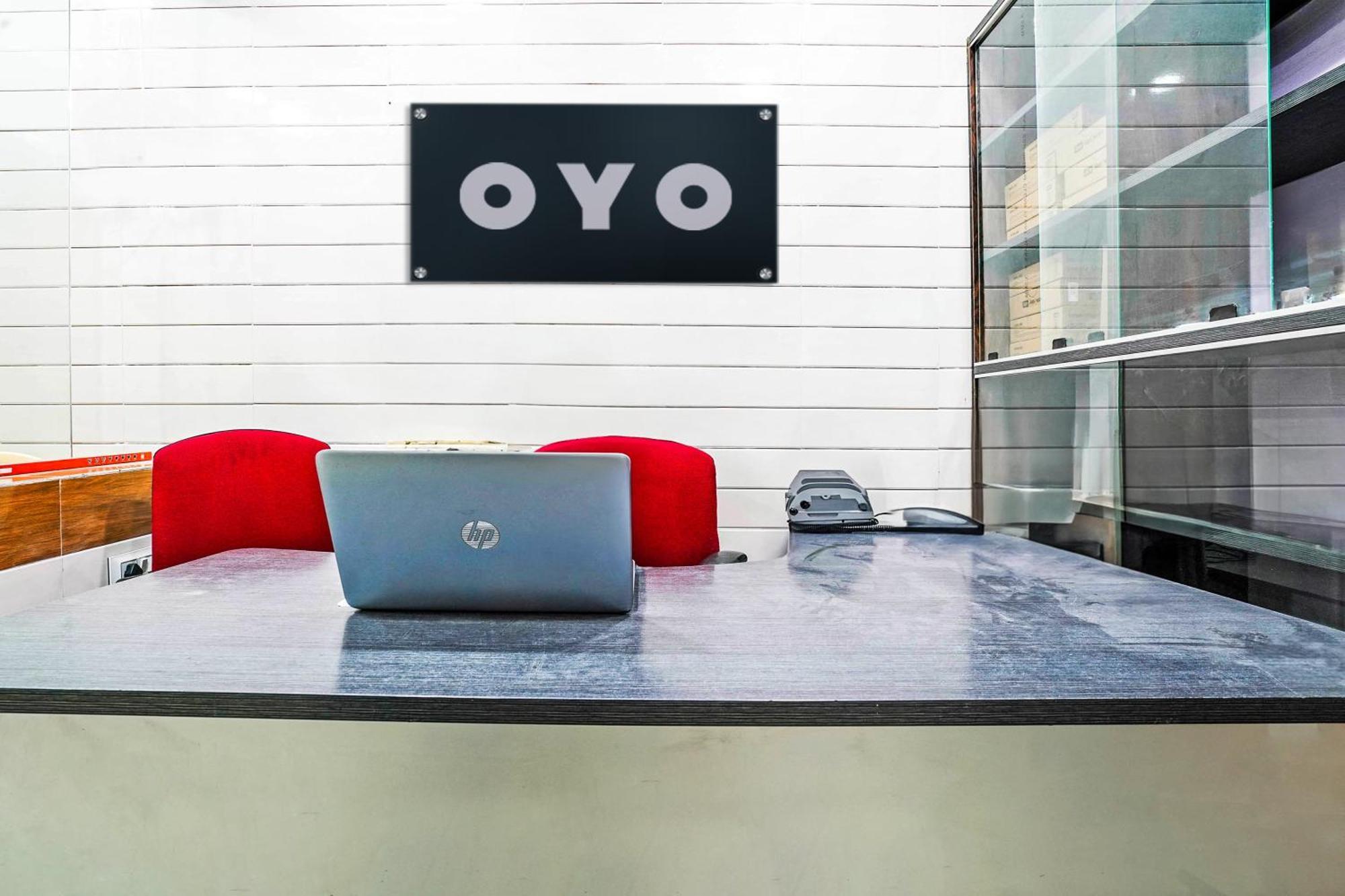 Hotel O Aroma Classic Near Nampally Main Railway Station Hyderabad Exteriör bild