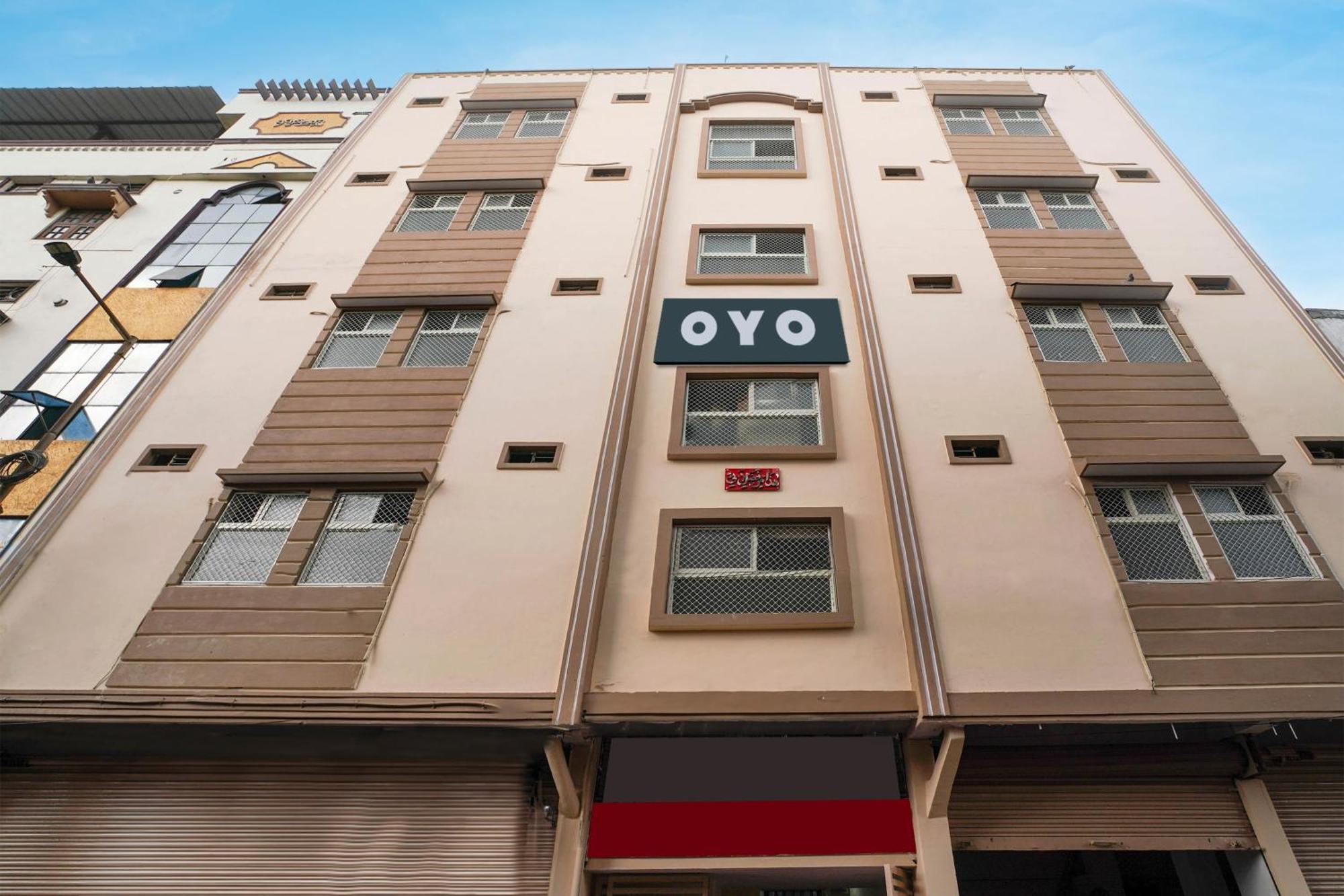 Hotel O Aroma Classic Near Nampally Main Railway Station Hyderabad Exteriör bild