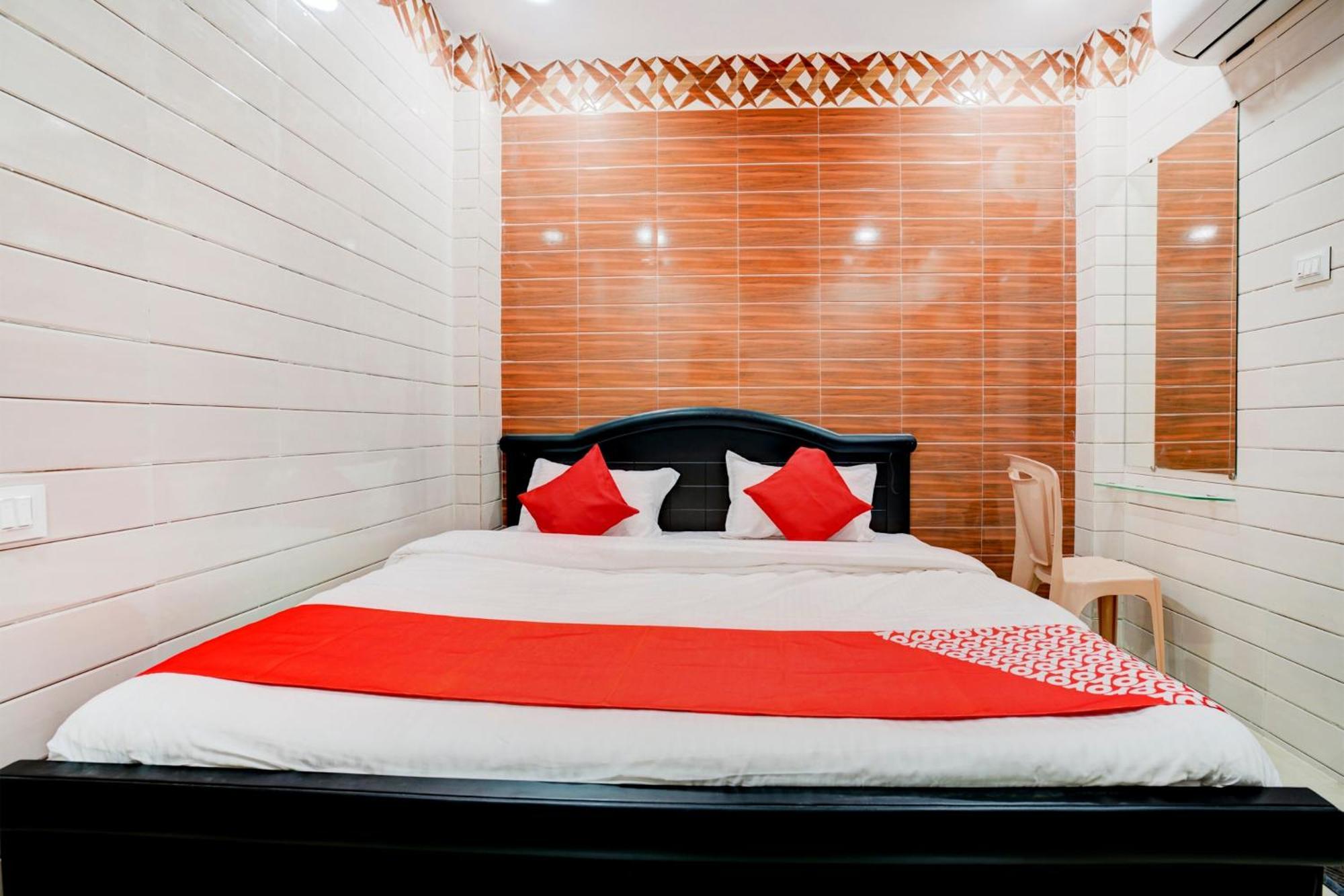 Hotel O Aroma Classic Near Nampally Main Railway Station Hyderabad Exteriör bild