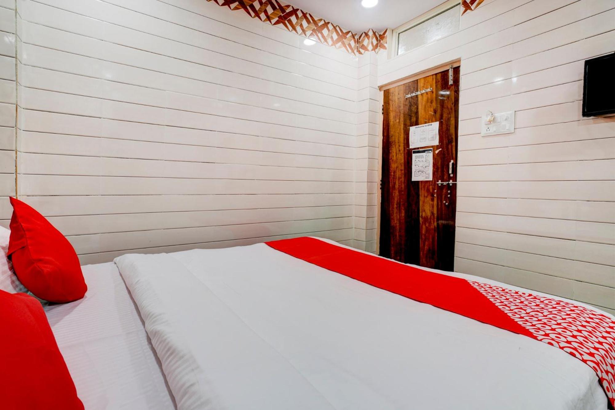 Hotel O Aroma Classic Near Nampally Main Railway Station Hyderabad Exteriör bild